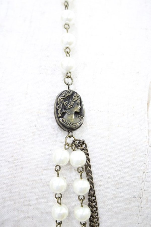 画像2: metamorphose / カメオネックレス (2連パール)  ブラウン H-26-03-24-1006-ME-AC-NS-ZH (2)