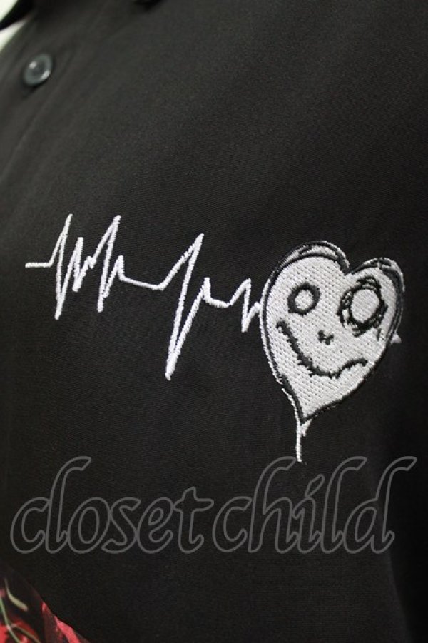 画像4: NieR Clothing / プリント切替ブラウス  黒×チェリープリント H-26-03-25-043-PU-BL-KB-ZH (4)