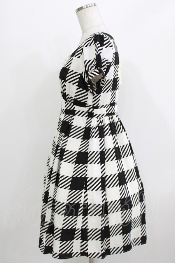 画像2: Emily Temple cute / Emilyギンガムパフスリーブワンピース M ブラック H-26-03-27-025-ET-OP-KB-ZH (2)