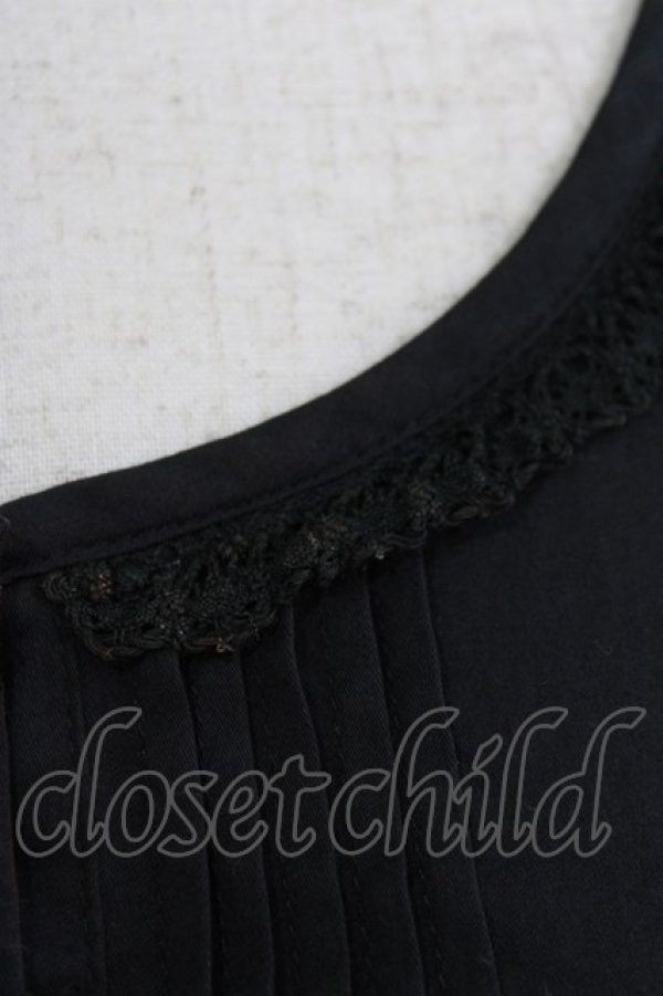 画像5: Jane Marple Dans Le Salon / エンブロイダリーピンタックワンピース  ブラック H-26-03-27-008-JM-OP-KB-ZH (5)