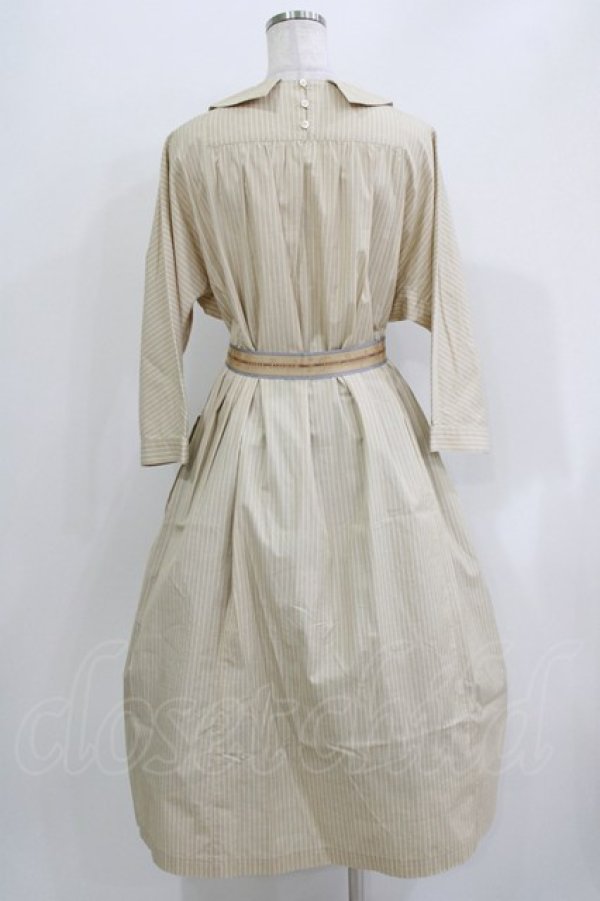 画像3: Jane Marple / フレンチロゴリボンタブリエドレス  ライトベージュ×フレンチマスタード H-26-03-30-021-JM-OP-KB-ZH (3)