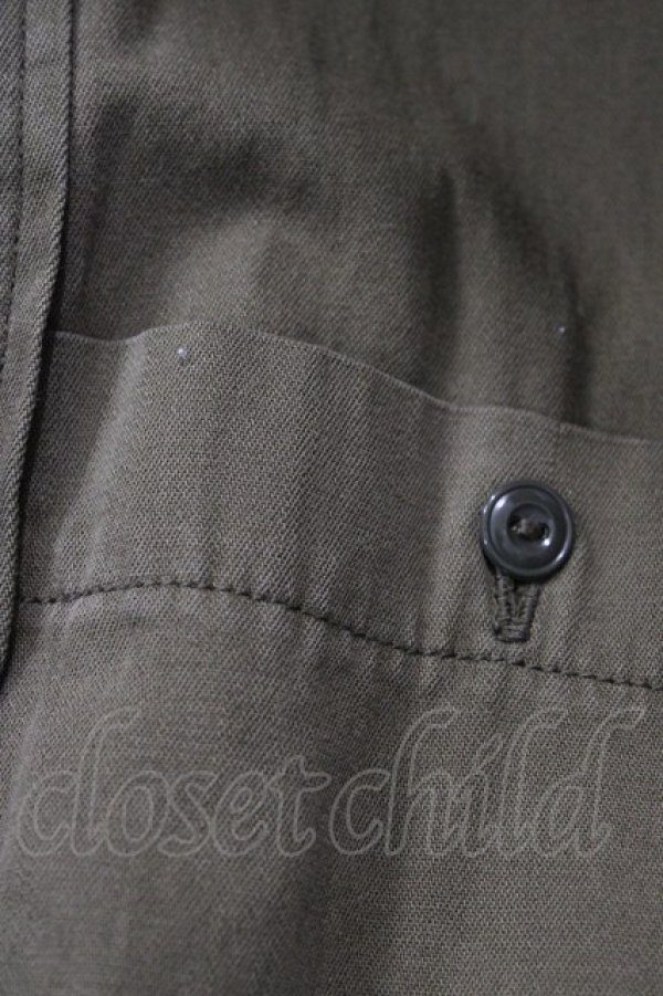 画像3: URCH RNA / エプロンポケフードシャツ  カーキ H-26-04-02-1051-0-JA-KB-ZH (3)