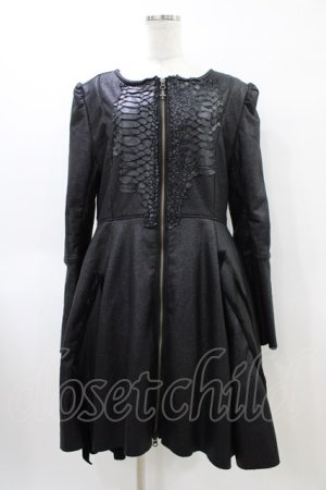 画像: h.NAOTO / ドラゴンレザー切替ZIPコートワンピース  黒 H-26-04-02-1006-HN-CO-KB-ZH