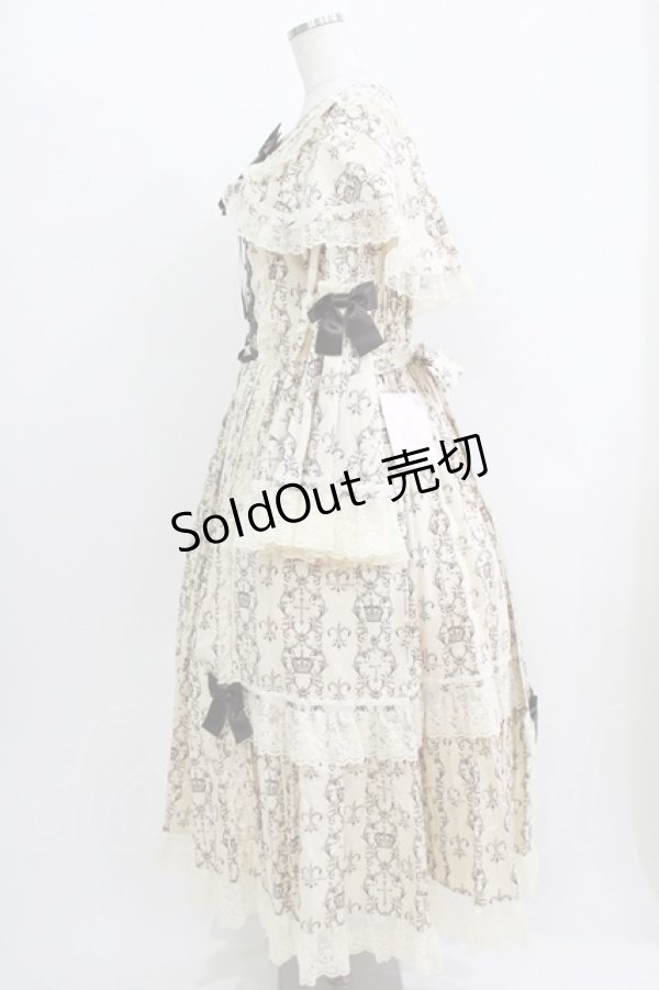 画像2: metamorphose / 【プラスサイズ】クラウンクロス ケープ付ロングドレス プラスサイズ 生成り H-26-04-02-017-ME-OP-NS-ZH (2)