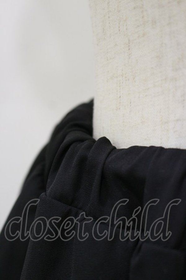 画像4: Qutie Frash / ジャガードフリル3段フリルスカート  黒 H-26-04-04-057-QU-SK-AK-ZH (4)