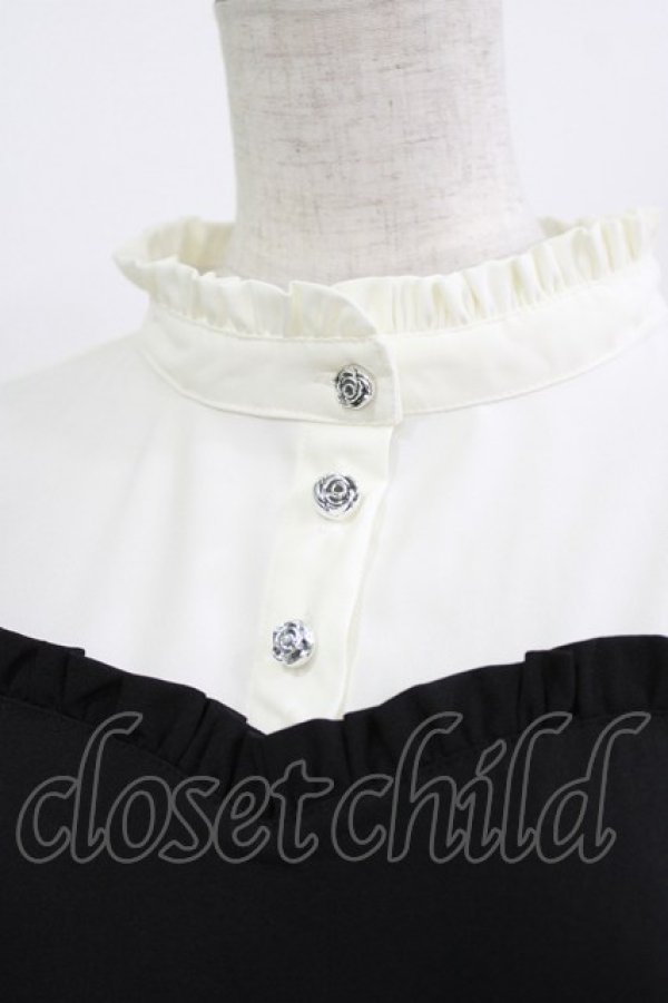 画像4: DearMyLoveRose / フリルスタンドカラービスチェワンピース 3L ブラック H-26-04-06-017-EL-OP-NS-ZH (4)