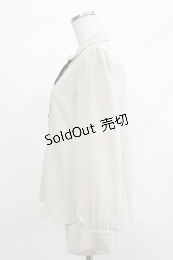 画像2: an another angelus / 多重リボンタイ付きブラウス Free L/BEIGE H-26-04-08-043-CA-BL-NS-ZH (2)
