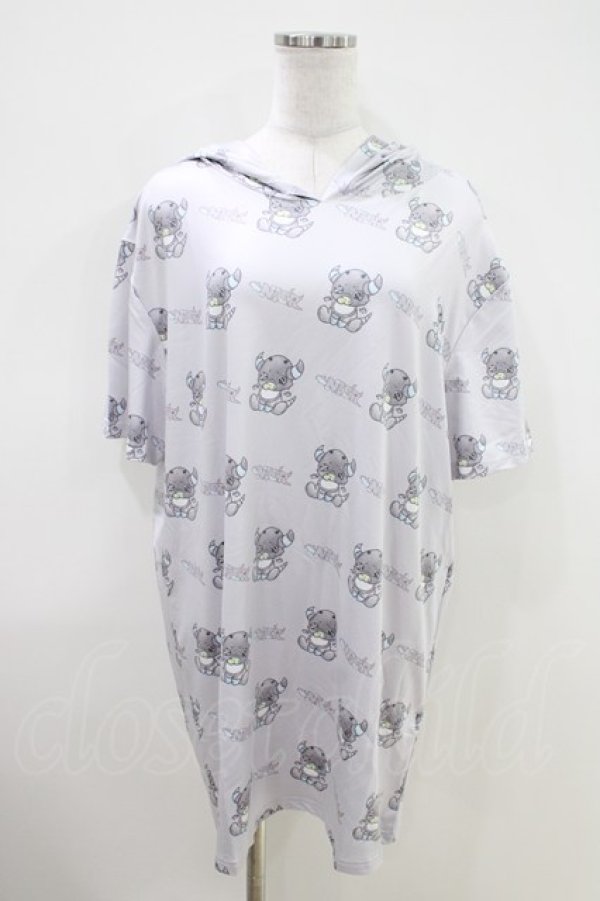 画像1: NieR Clothing / 総柄半袖プルパーカー F グレー H-26-04-09-1003-PU-TO-AK-ZH (1)