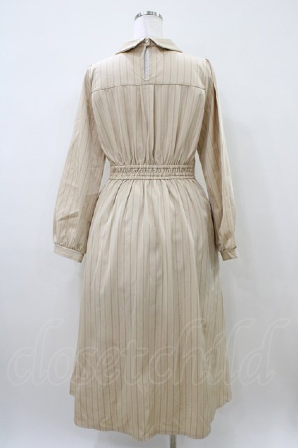 画像2: axes femme / ベルトディティールワンピース Free ベージュ H-26-04-10-1036-AX-OP-NS-ZH (2)