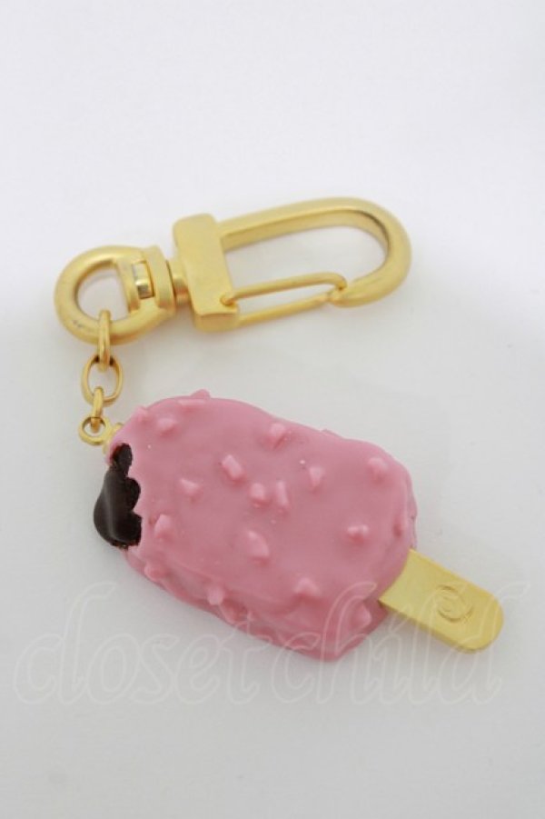 画像1: Q-pot. / チョコレートアイスバーキーホルダー  ストロベリーチョコレート H-26-04-11-1026-QP-ZA-KB-ZH (1)