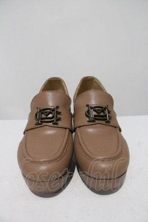 画像: Maison de FLEUR Petite Robe canone / お姉さまのコインローファー M ブラウン I-24-04-06-048-EL-SH-HD-ZT-K002