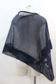 画像2: INGEBORG / フラワーケミカルレースアクセントストールポンチョ  ダークネイビー I-24-04-24-023-LO-TO-HD-ZT365 (2)