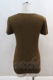 画像2: INGEBORG / ロゴ刺繍ストライプ風地カットソー  ブラウン I-24-08-19-057-LO-TO-HD-ZT031 (2)