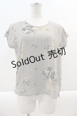 画像: KANEKO ISAO / すみれブーケ半袖ブラウス  グレー I-24-08-30-107-EL-BL-HD-ZT416