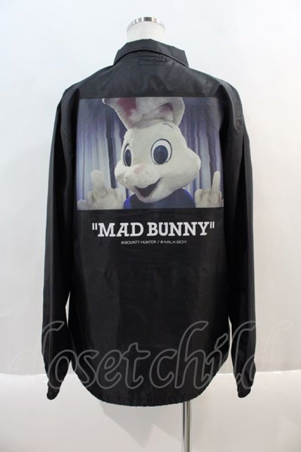 画像2: MILKBOY /  Milkboy × BountyHunter / MAD BUNNY COACH JK S 黒 I-24-09-22-063-MB-JA-HD-ZI (2)