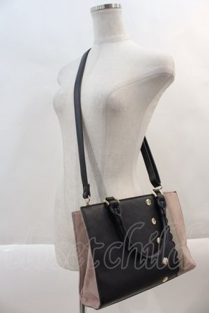 画像: axes femme / スカラップデザインバッグ  黒Ｘブラウン I-24-10-12-097-AX-BG-HD-ZT-K010