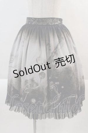 画像: abilletage / ヴィランズ柄シフォンスカート(ミディアム)  黒 I-24-11-14-060-GO-SK-HD-ZT212