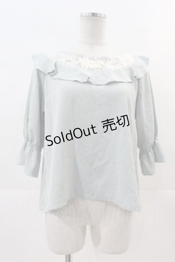 画像1: 【SALE】Fi.n.t / ヨークレース花刺繍プルオーバーブラウス  ミント I-24-11-24-021-CA-BL-HD-ZT470 (1)