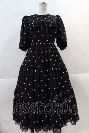画像: Angelic Pretty / Candy Petit Heartワンピース  黒 I-24-12-01-064-AP-OP-HD-ZY