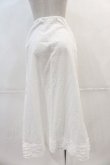 画像2: PINK HOUSE / 裾ピコフリルスカート  白 I-24-12-13-100-LO-SK-HD-ZI (2)