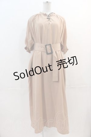 画像: LEBECCA boutique / 編み上げハイネック半袖ワンピース  ベージュ I-24-12-18-044-EL-OP-HD-ZI