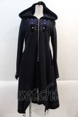 画像1: Ozz oneste / 薔薇刺繍ナポレオンデザインフードワンピース  黒 I-24-12-27-087-OO-OP-HD-ZT056 (1)