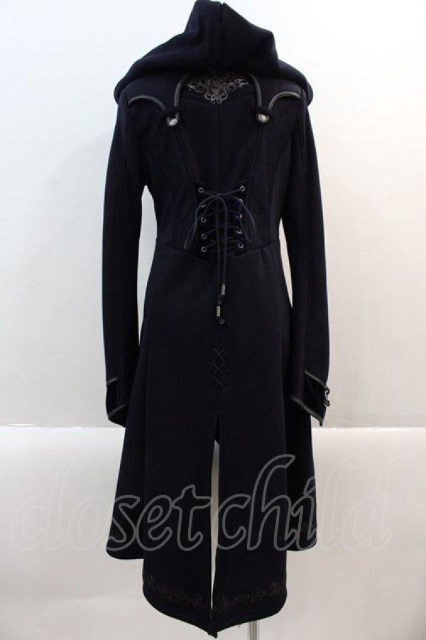画像2: Ozz oneste / 薔薇刺繍ナポレオンデザインフードワンピース  黒 I-24-12-27-087-OO-OP-HD-ZT056 (2)