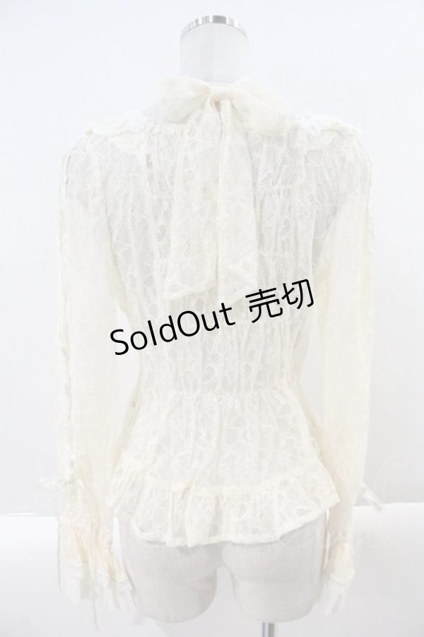 画像2: BABY,THE STARS SHINE BRIGHT / Be My Valentine お花レースアップブラウス  生成り I-24-12-27-025-BA-BL-HD-OS (2)