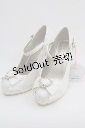 画像: BABY,THE STARS SHINE BRIGHT / Heart Princessパンプス M オフ白 I-25-03-08-082-BA-SH-HD-ZI
