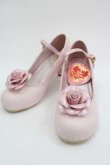 画像1: BABY,THE STARS SHINE BRIGHT / ローズコサージュ付き猫足パンプス M ピンクラメ I-25-03-18-041-BA-SH-HD-ZI (1)