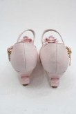 画像2: BABY,THE STARS SHINE BRIGHT / ローズコサージュ付き猫足パンプス M ピンクラメ I-25-03-18-041-BA-SH-HD-ZI (2)