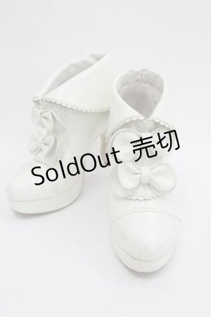 画像: BABY,THE STARS SHINE BRIGHT / BABYねこ足ファーブーティー M 白 I-25-03-18-017-BA-SH-HD-ZT-K001