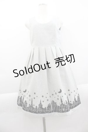 画像: axes femme POETIQUE / 裾フロッキー夜景プリントジャンパースカート  グレーＸ黒 I-25-04-04-071-AX-OP-HD-ZI
