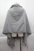 画像2: axes femme POETIQUE / 時計とうさぎの刺繍ストール  グレー I-25-04-07-106-AX-ZA-HD-ZI (2)