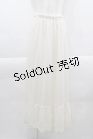 画像: axes femme / 薔薇レースロングペチスカート  アイボリー I-25-04-12-121-AX-SK-HD-ZI