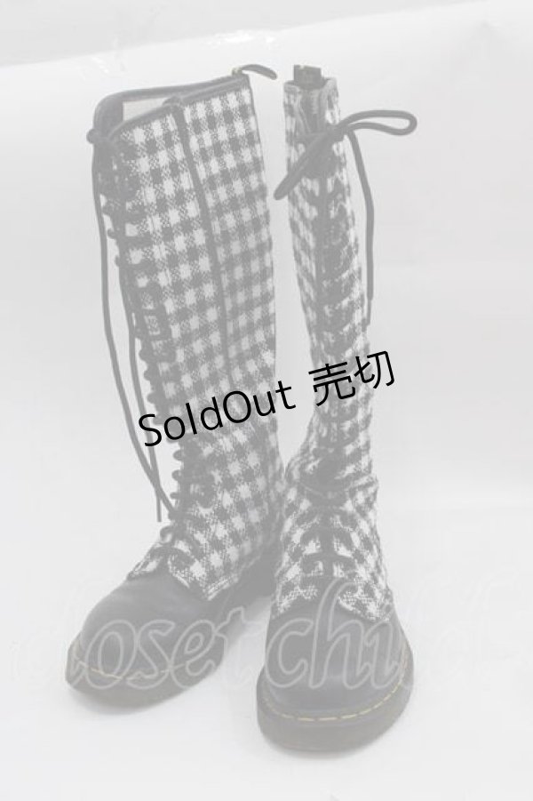 画像1: Dr.Martens （Getta Grip） / ギンガムチェック20ホールZIPブーツ UK4 黒Ｘ白チェック I-25-04-12-003-PU-SH-HD-ZI (1)