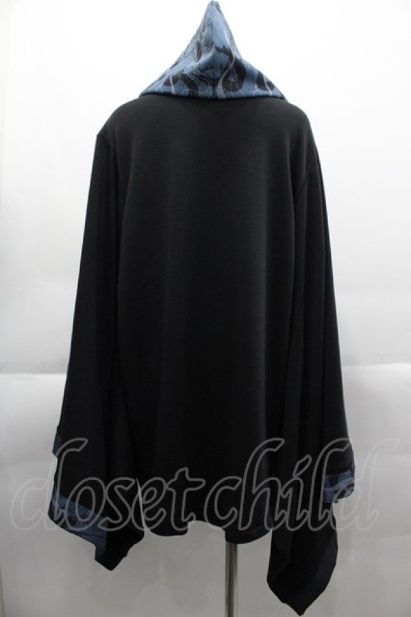 画像2: NieR Clothing / 総柄フード着物袖パーカー  黒Ｘ青 I-25-04-16-032-PU-TO-HD-ZI (2)