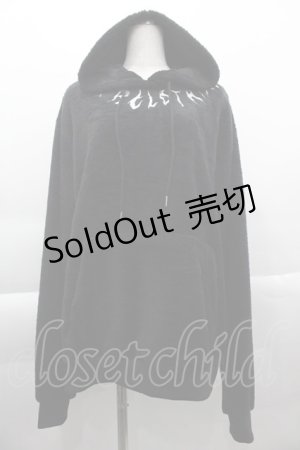 画像: NieR Clothing / ボア薔薇刺繍パーカー  黒 I-25-04-16-033-PU-TO-HD-ZT111