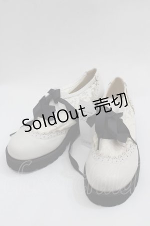 画像: axes femme / 厚底レースアップシューズ M 生成り I-25-04-21-124-AX-SH-HD-ZI
