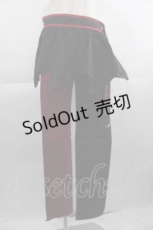 画像: PUTUMAYO / PUTUMAYO X AMNESIAスペシャルコラボエプロン付きレギパン  黒Ｘ赤 I-25-04-24-085-PT-PA-HD-ZI