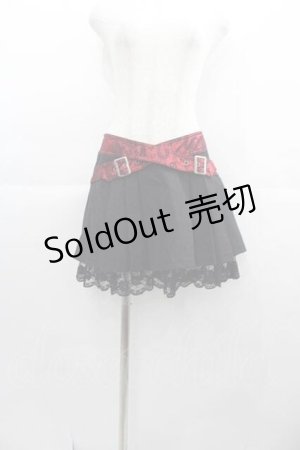 画像: Qutie Frash / ダブルベルトプリーツスカート  黒Ｘ赤 I-25-05-07-100-QU-SK-HD-ZI