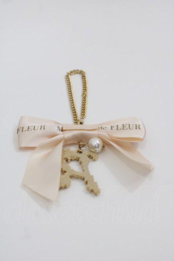 画像2: Maison de FLEUR / Gイニシャルリボンチャーム  ピンク I-25-05-08-074-LO-BG-HD-ZI (2)