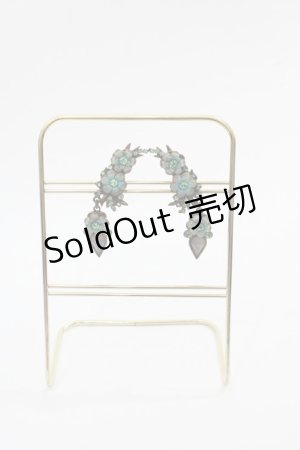 画像: Michal Negrin / フラワー&しずくモチーフイヤリング  緑ＸAGD I-25-05-11-016-LO-AC-HD-ZI