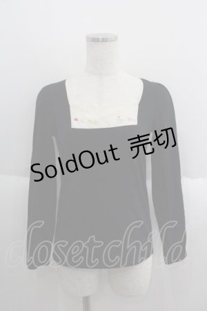 画像: Franche Lippee / にわとりひよこ刺繍レースカットソー  黒Ｘ白 I-25-05-14-066-LO-TO-HD-ZI