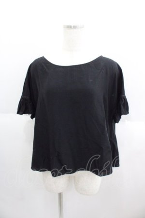 画像: Franche Lippee / 袖先フリル半袖トップス  黒 I-25-05-14-072-LO-TO-HD-ZI