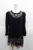 画像1: Cherir la femme / スカラップラウンド刺繍長袖チュニック  黒Ｘゴールド I-25-06-01-035-LO-TO-HD-ZI (1)
