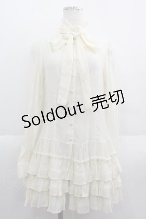 画像: Sheglit / "Royal"フリルブラウス  生成り I-25-06-08-038-EL-BL-HD-ZI