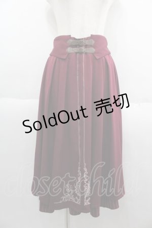画像: axes femme / 刺繍入りベルト装飾スカート  ボルドー I-25-06-11-067-AX-SK-HD-ZI
