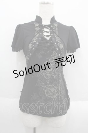 画像: Ozz oneste / 牡丹pt編み上げ半袖カットソー  ブラック I-25-06-11-075-OO-TO-HD-ZI