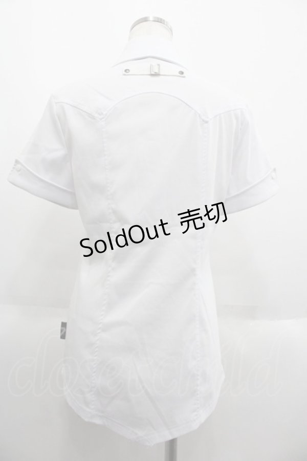 画像2: Ozz Croce / 襟クロス刺繍ポロシャツ  ホワイト I-25-06-11-086-OO-BL-HD-ZI (2)
